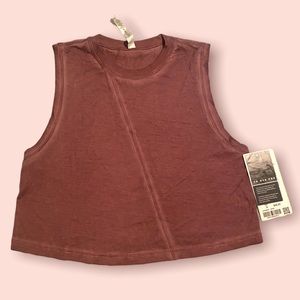 BNWT Lululemon Broken Beats Tank (crop top) size small